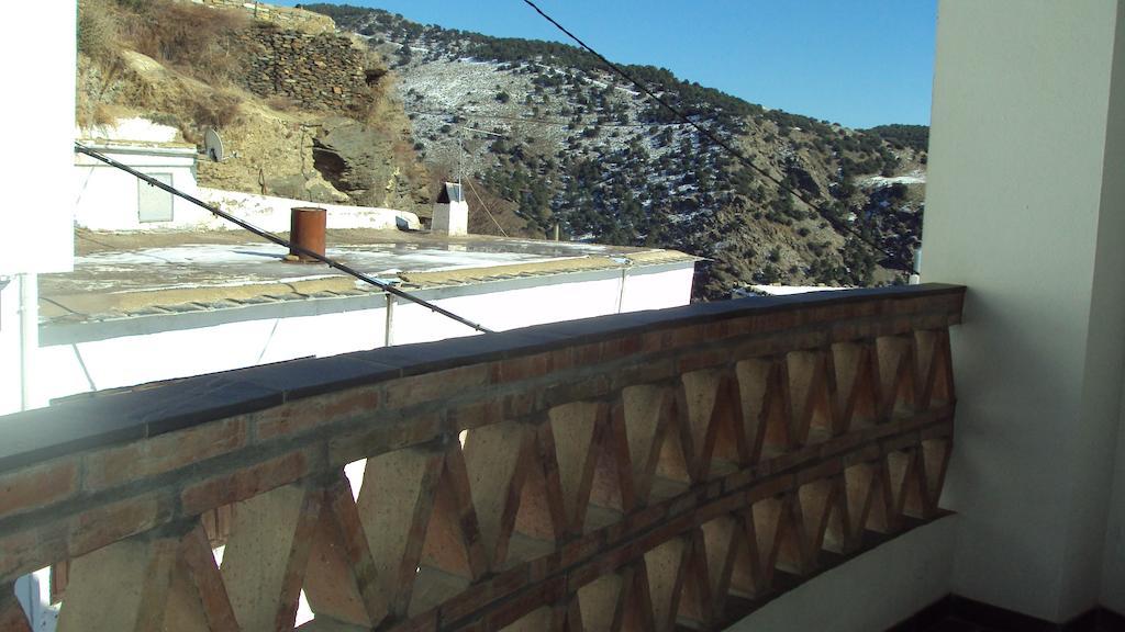Apartamentos El Mirador Bérchules Pokoj fotografie