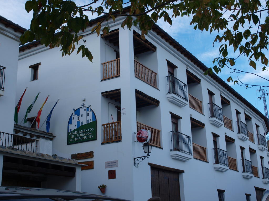 Apartamentos El Mirador Bérchules Pokoj fotografie